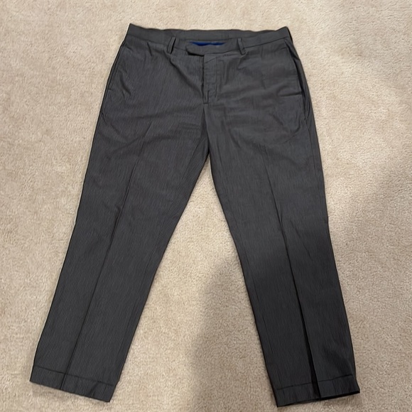 Kenneth Cole gray pinstripe suite - Picture 5 of 6